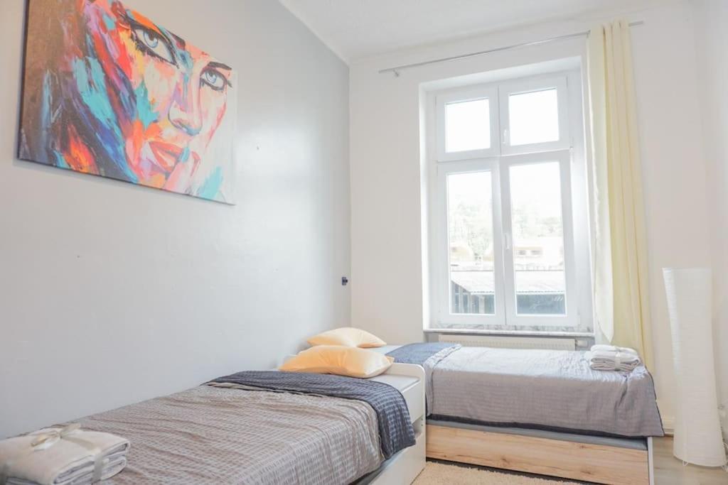 Apartment In Wuppertal - Charmante 3-Zimmer-Oase Mit Kamin Und Badewanne Exteriör bild
