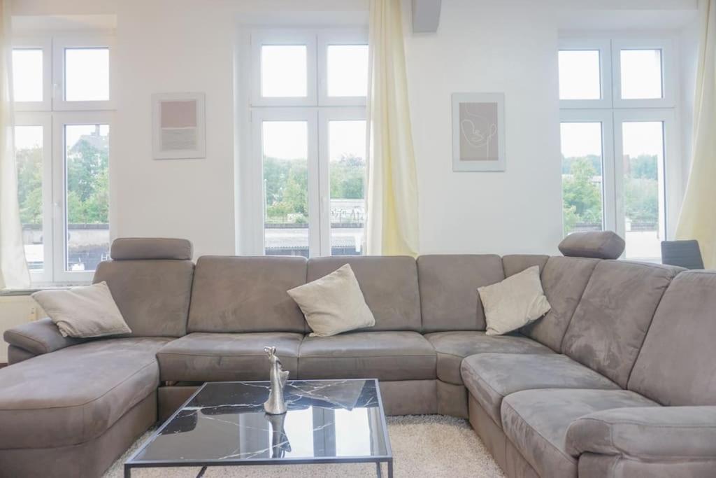 Apartment In Wuppertal - Charmante 3-Zimmer-Oase Mit Kamin Und Badewanne Exteriör bild